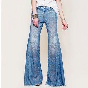 Free People The Extreme Vintage Print Flare Jeans